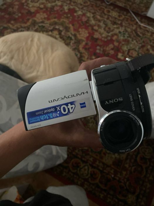 Видеокамера soni