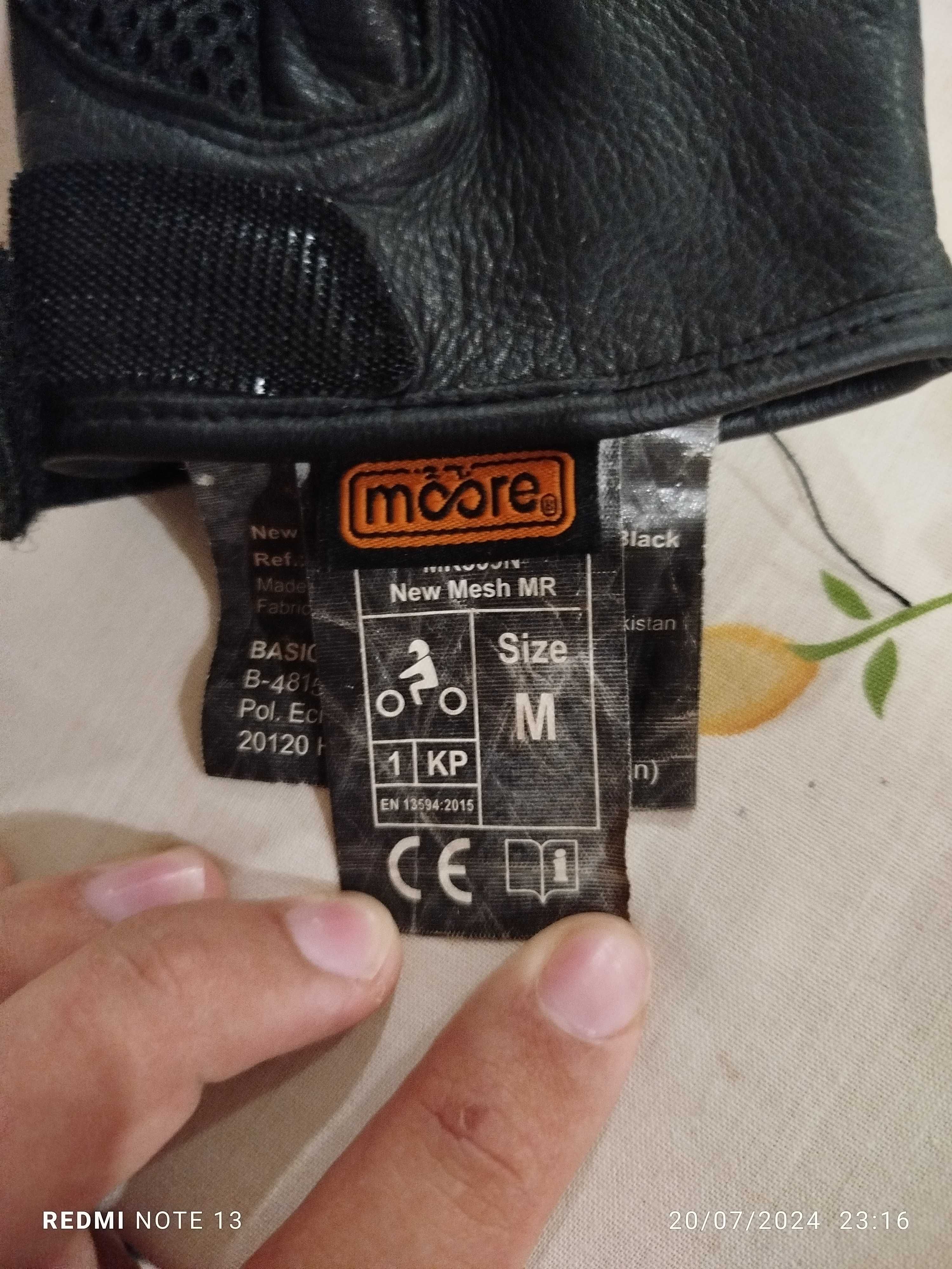 Luva moore de mota