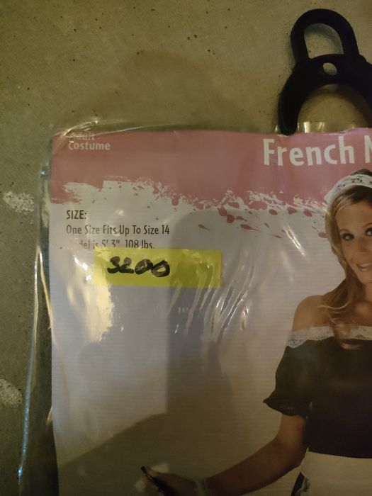 Kostium służącej - różne rodzaje