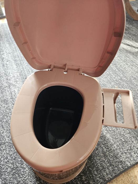 Toaleta turystyczna przenośna dla seniora