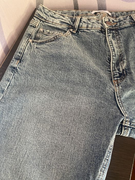 Стильні жіночі джинси