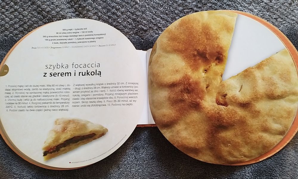 Książka z przepisami na focaccie