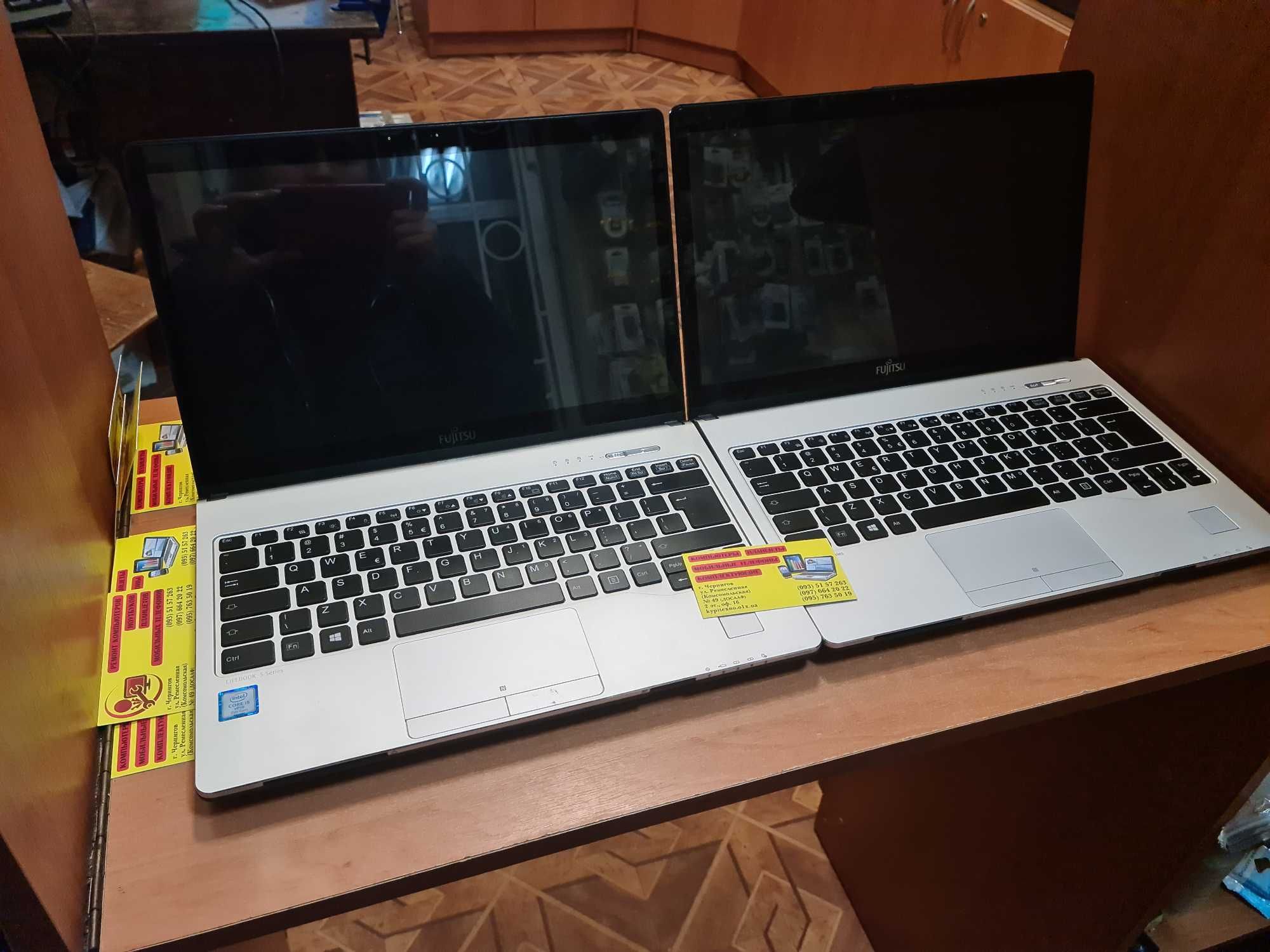 Ноутбук Fujitsu 13.3" 2К сенсорний  Core i5-7300 ssd 128 гб