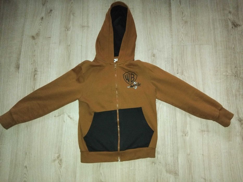 Bluza z kapturem dziecięce na wzrost 134/140cm.