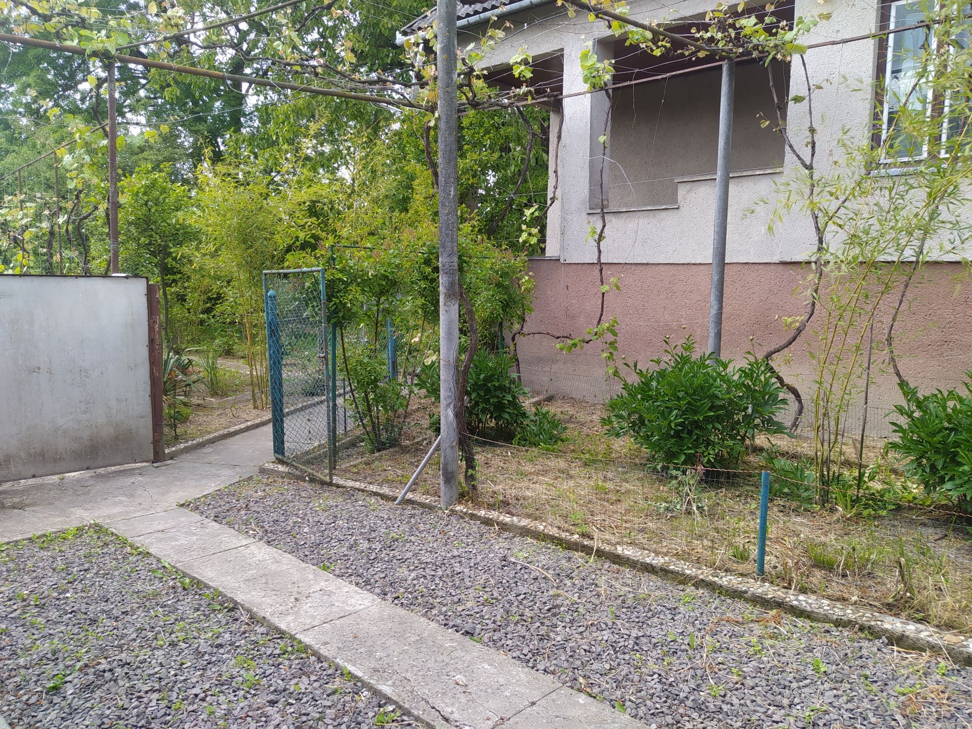 Продам будинок в селі Середнє Ужгородського району Закарпатської облас