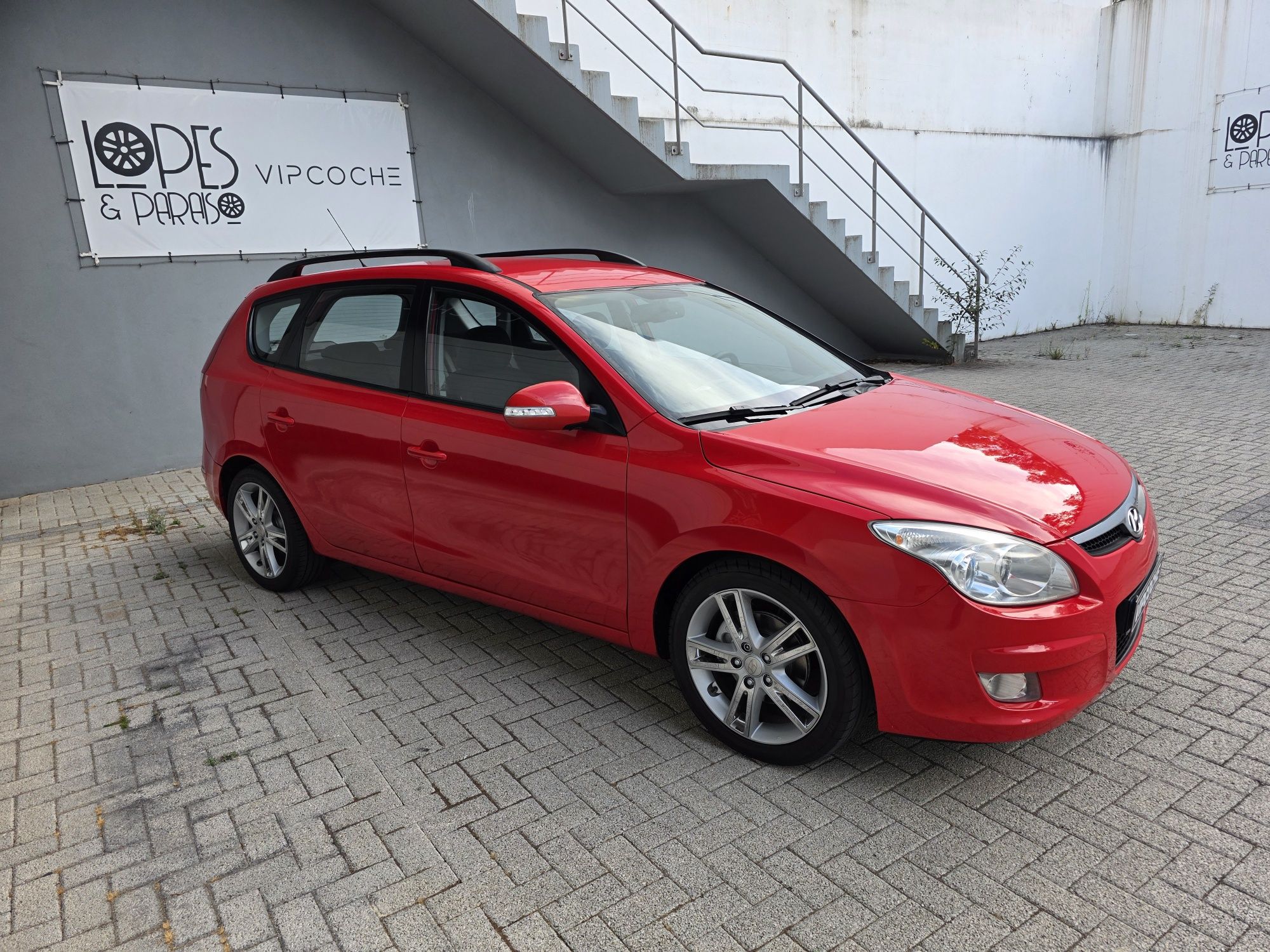HYUNDAI I30 CW STYLE 1.6CRDI 115CV  - Excepcional