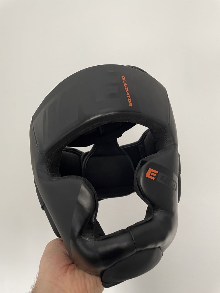 Kask bokserski L