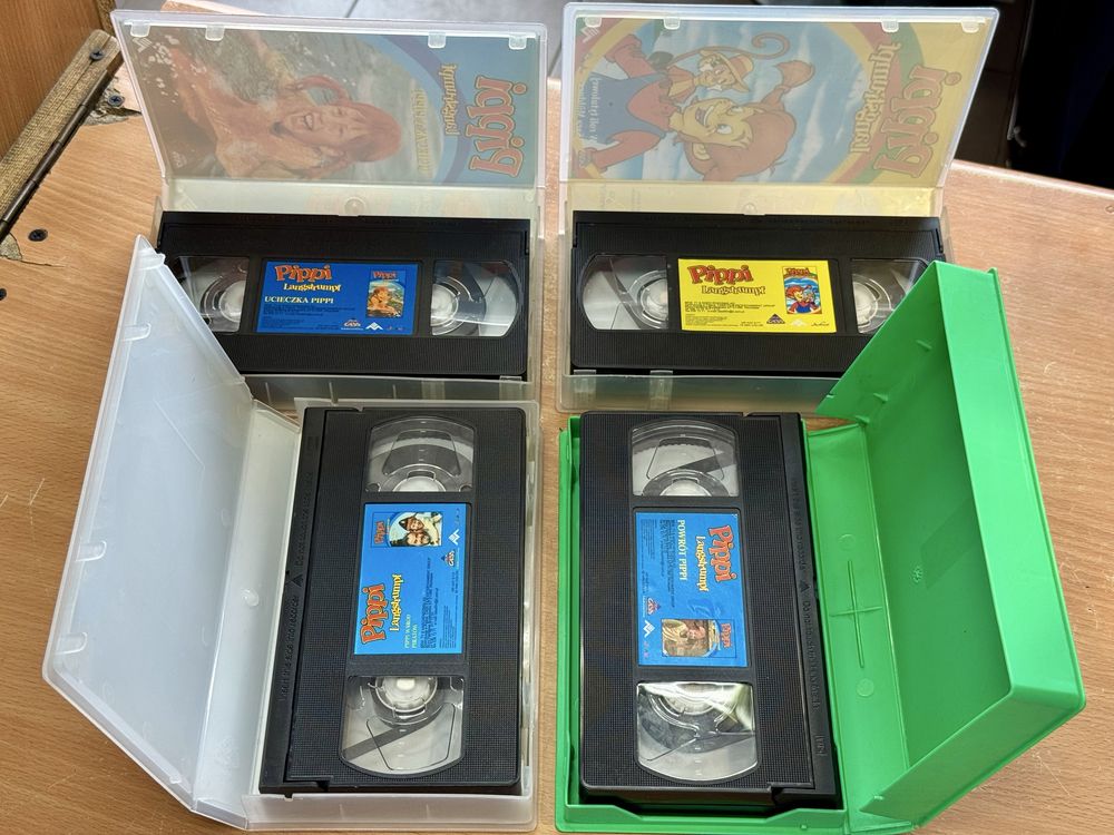 Kasety Wideo VHS bajki Pippi Langstrumpf - 4szt