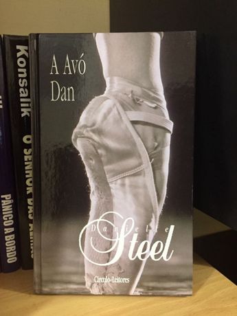 Livro Danielle Steel “A Avó Dan”