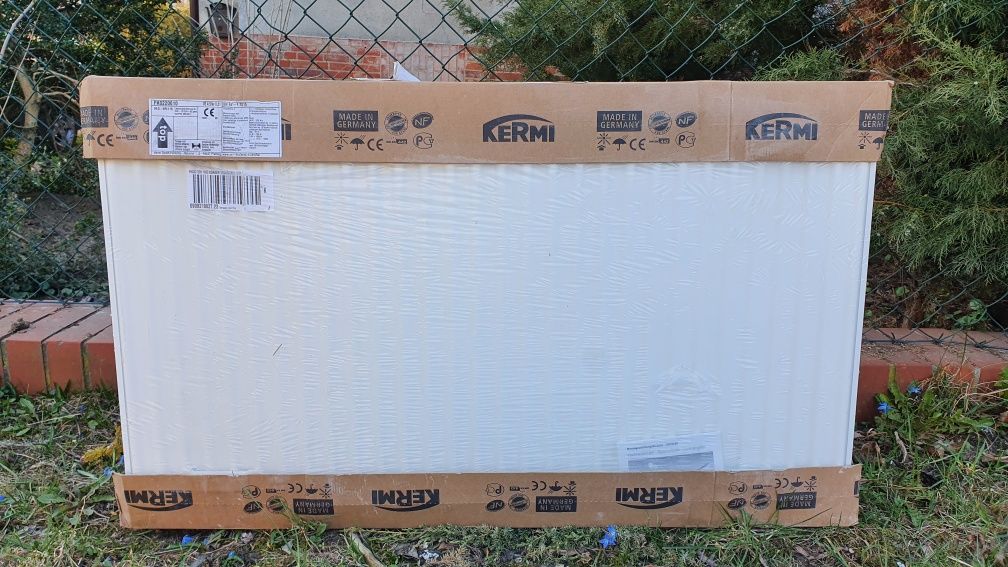 Grzejnik KERMI 1000x600, nowy, w folii