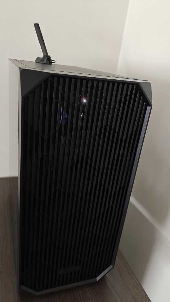 Ryzen7 5800x3d, Rx6800 16Gb, 32Gb ddr4, Asus Rog wifi, bluetooth