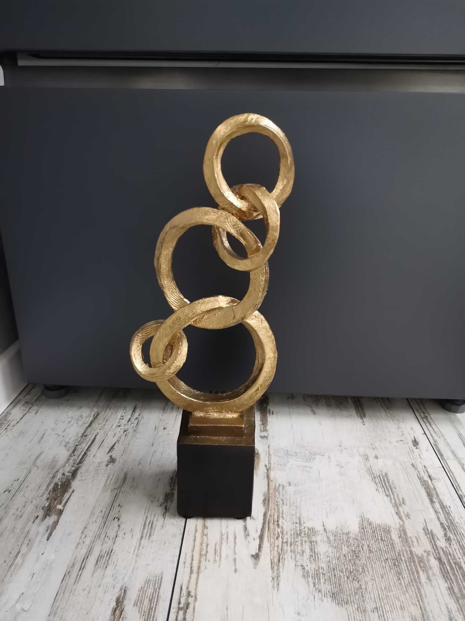 Figurka, dekoracja stojąca, złoto-czarna, wys.43 cm