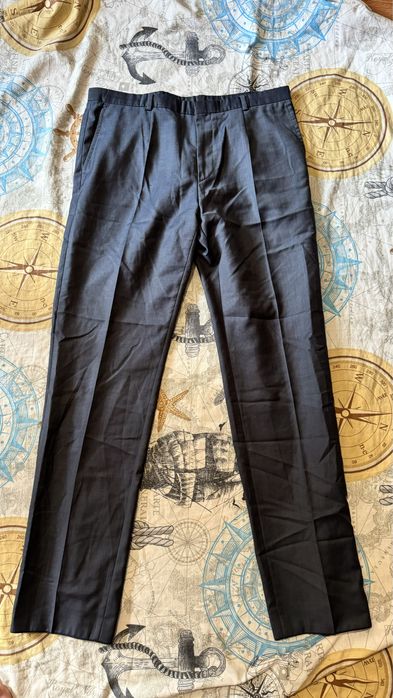 Штаны для мальчика подростка фирмы Boss