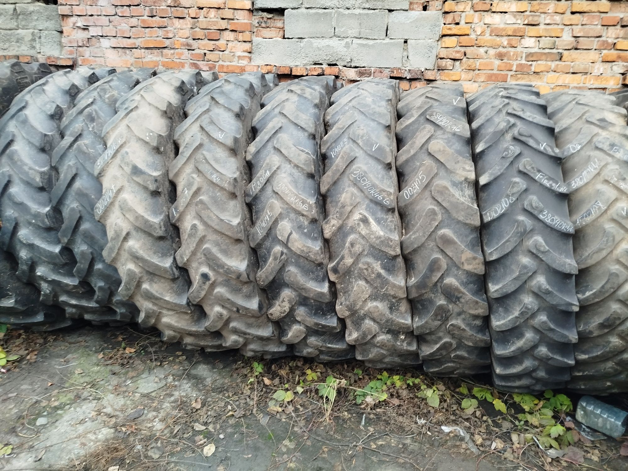Шини 380/90r46 на оприскувач