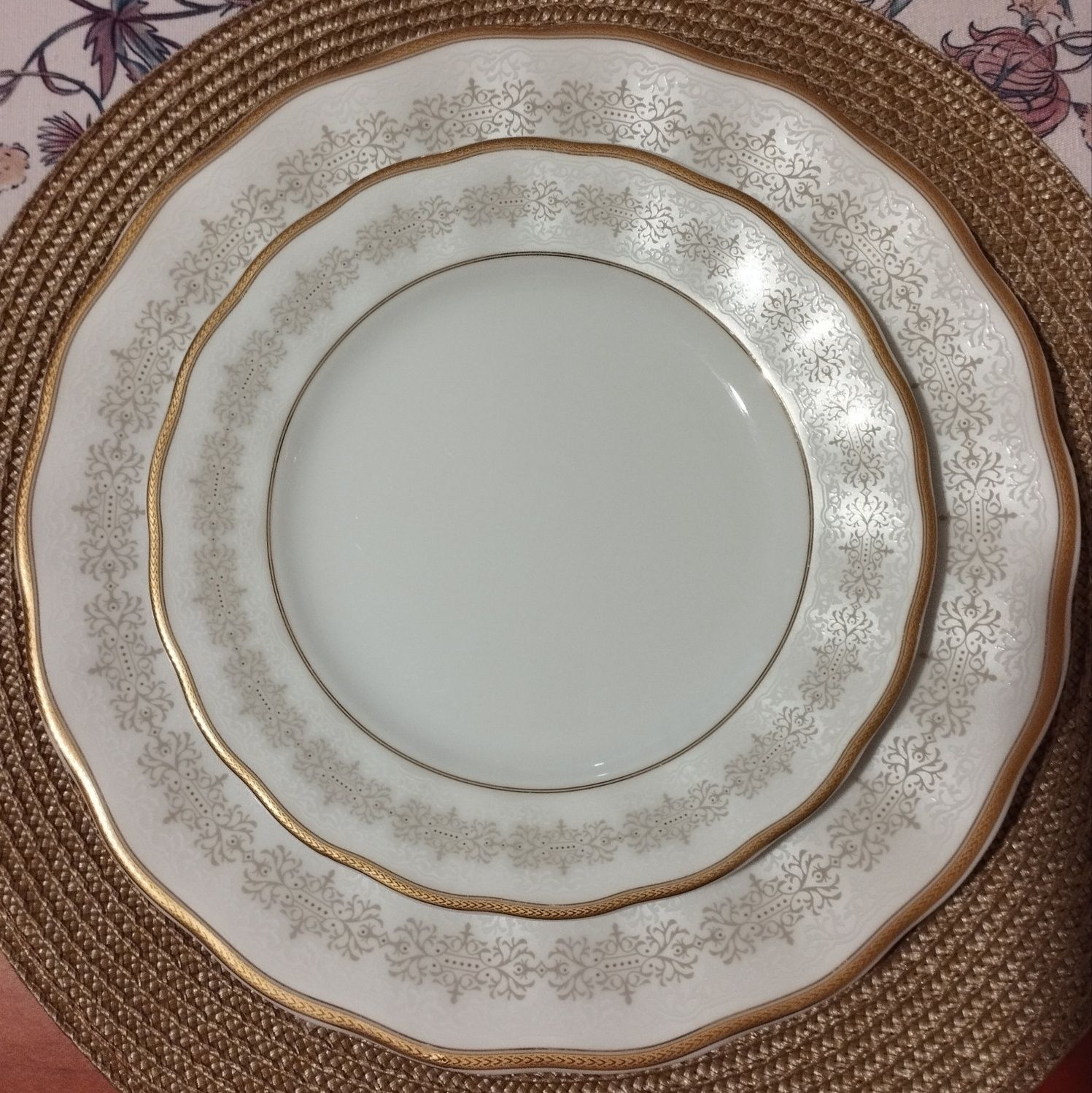 Serwis obiadowy porcelanowy