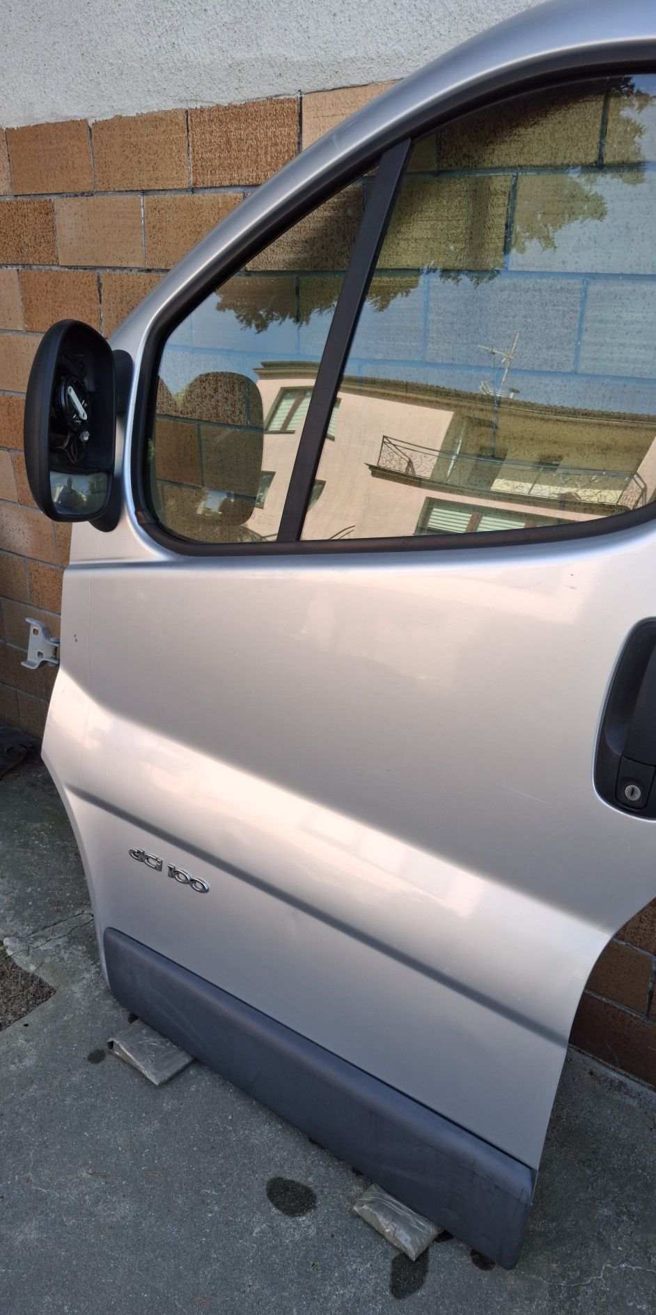 Drzwi Lewe Trafic Vivaro Primaster