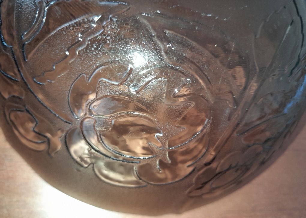 Taça decorativa de vidro