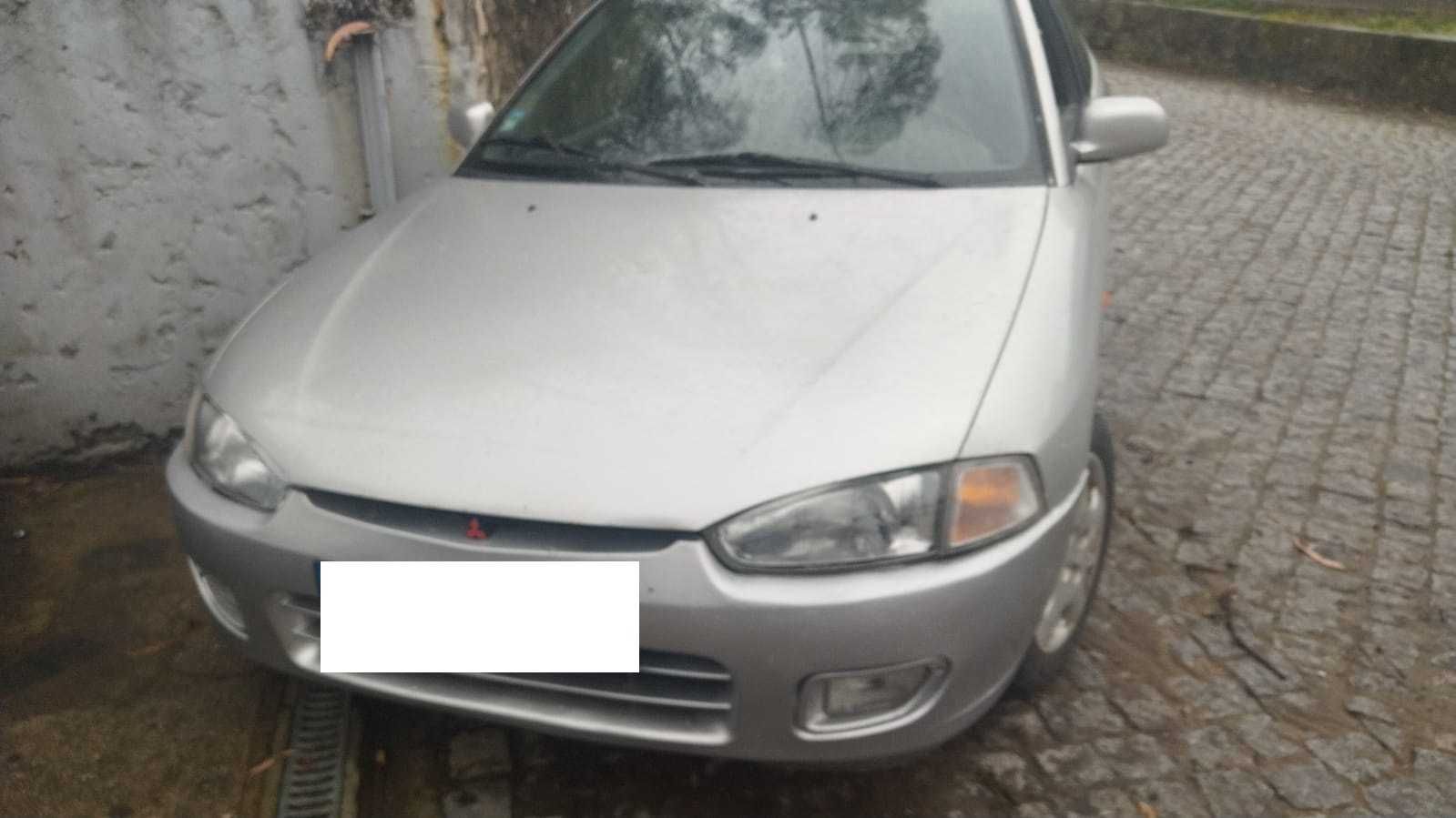 Mitsubishi Colt 1.3 gasolina 1996 | PARA PEÇAS |