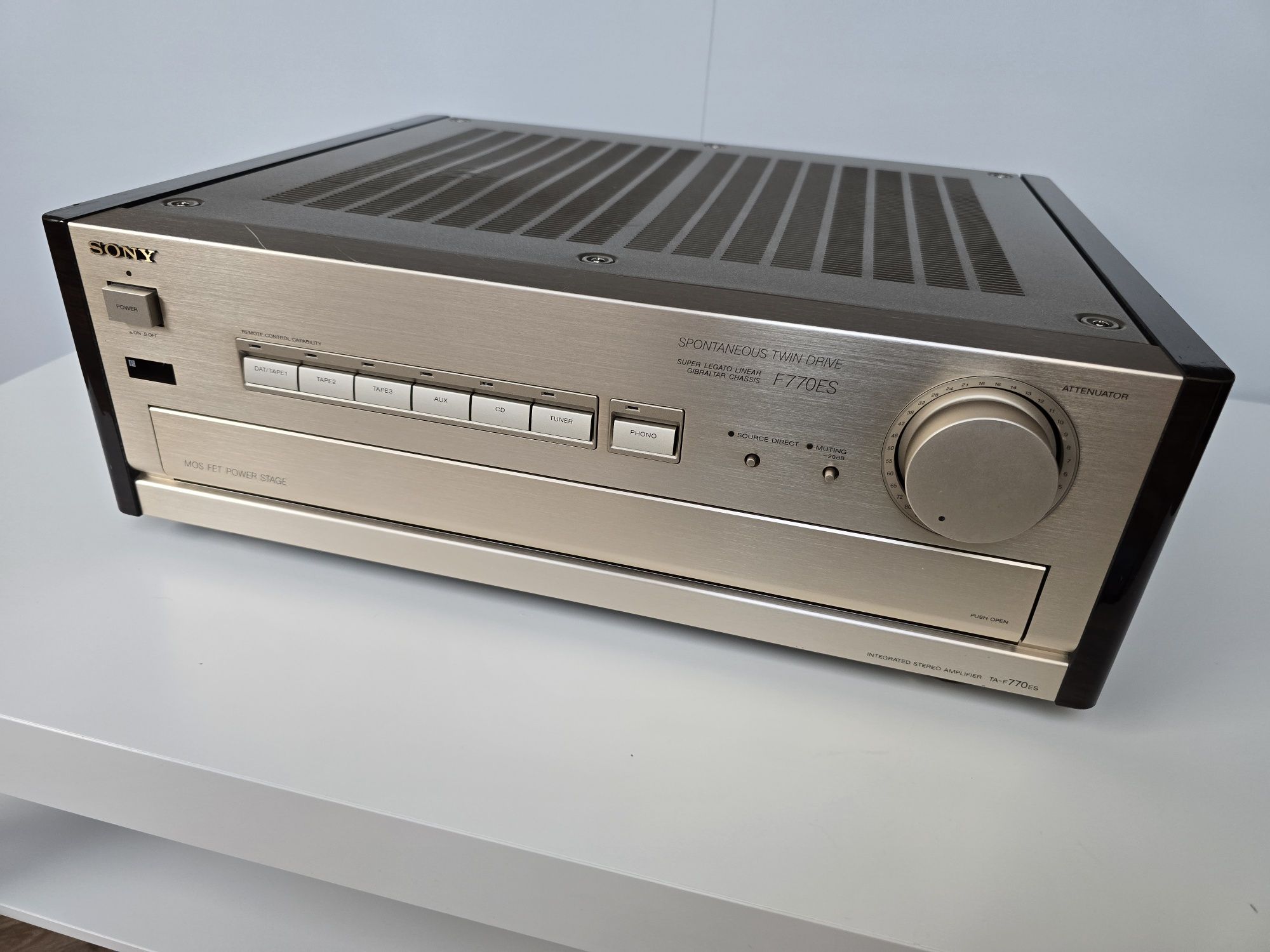 Wzmacniacz Sony TA-F770ES esprit