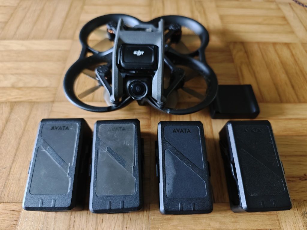 Продам DJI Avata: Идеальное состояние, 4 батареи
Возможна продажа по о