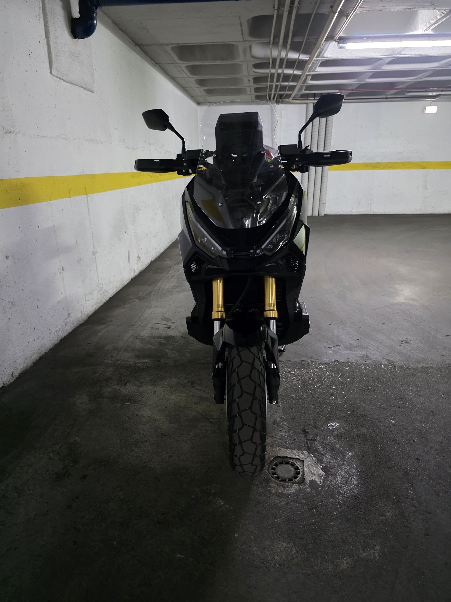 Honda  Xadv 2025
