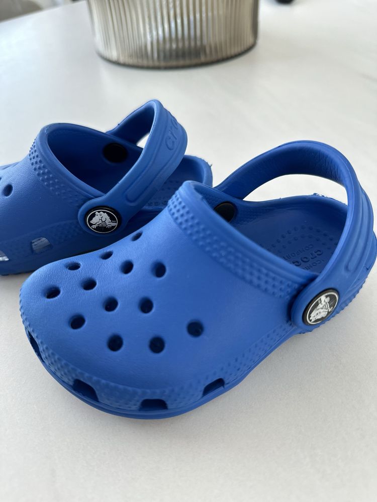 Klapki dzieciece Crocs c6