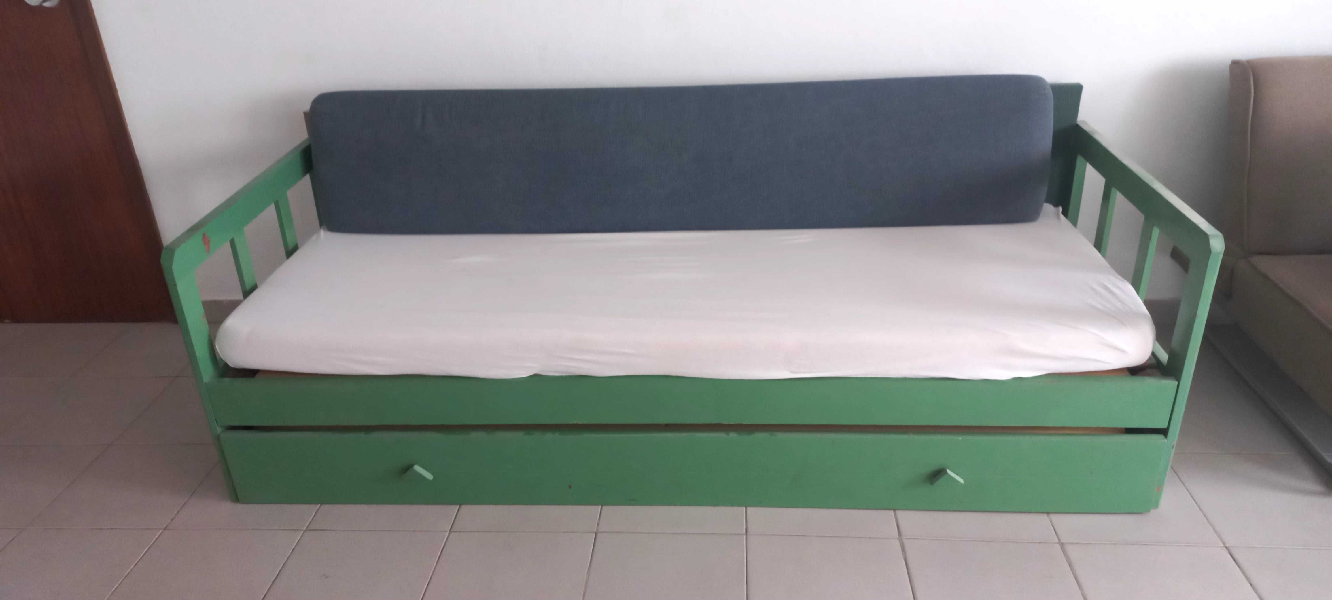 Sofa com cama gavetão