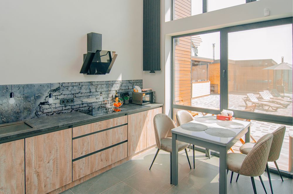 Аренда .Дом с бассейном (ПОДОГРЕВ ЕСТЬ)баня ,чан ,беседка .