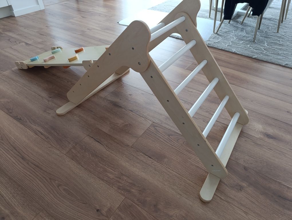 Vertbaudet Triângulo escalada Montessori