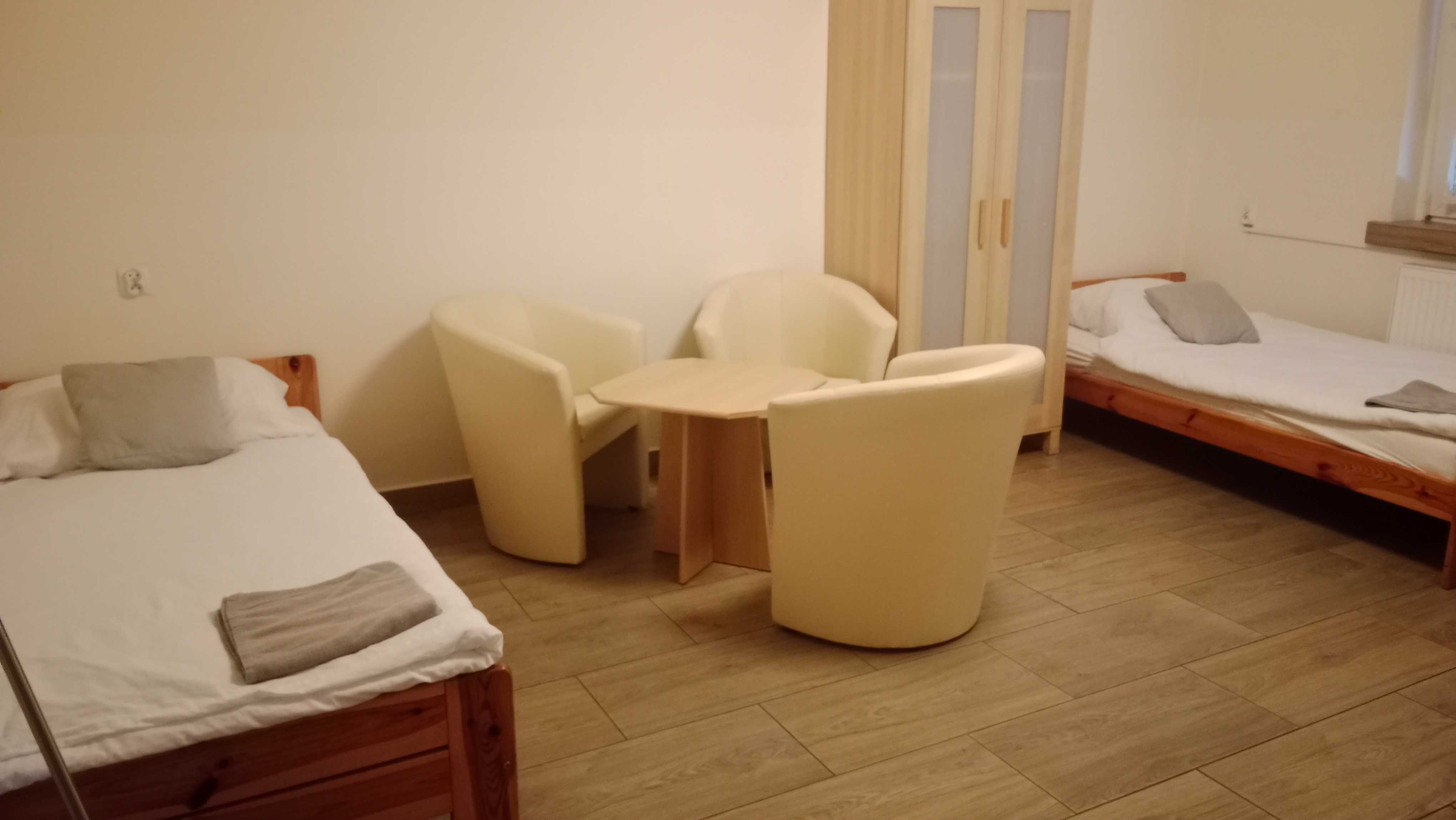 Noclegi Mikołów, dom pokoje kwatery mieszkanie hostel pracowników firm