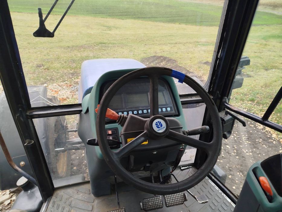 Продам трактор new holand