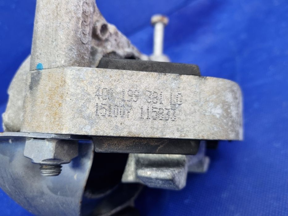 PODUSZKA silnika AUDI A7 C7 łożyskowanie silnika podpora ORYGINAŁ