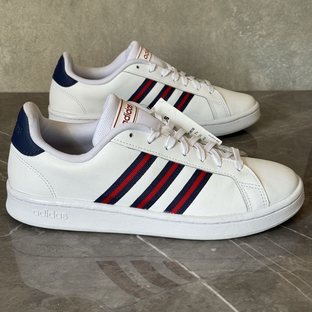 ОРИГІНАЛ 100% Кросівки білі Adidas FV8130 /41 р