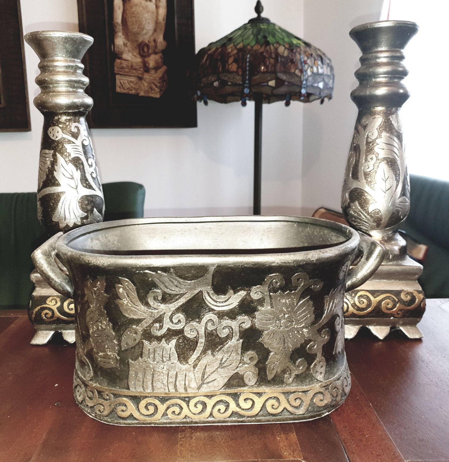 Par de lindos castiçais e vaso vintage em cerâmica