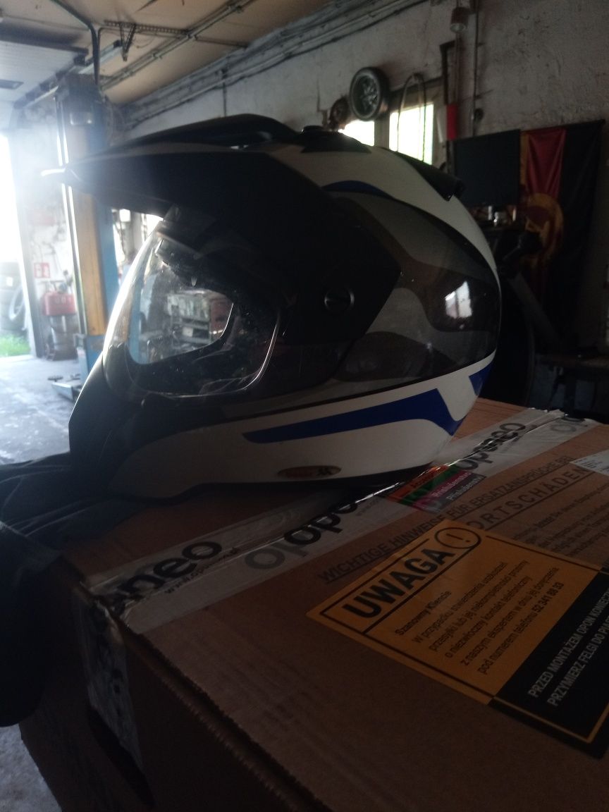 Kask motocyklowy BMW Enduro-Cross rozmiar 57-58  1380gr