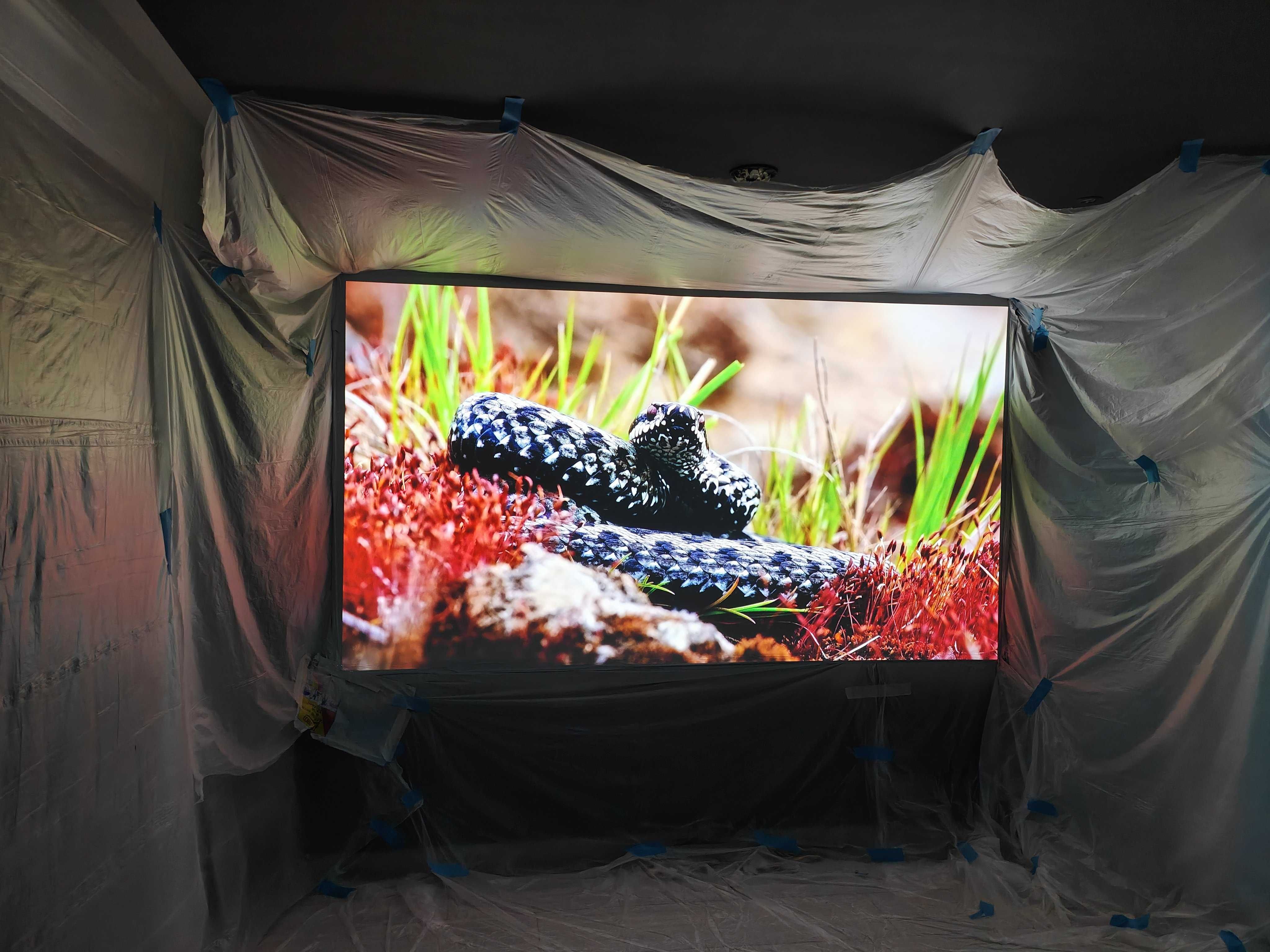 Farba projekcyjna na ekran 120" - mix na zamówienie pod projektor