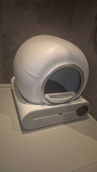 Samoczyszcząca kuweta dla kota