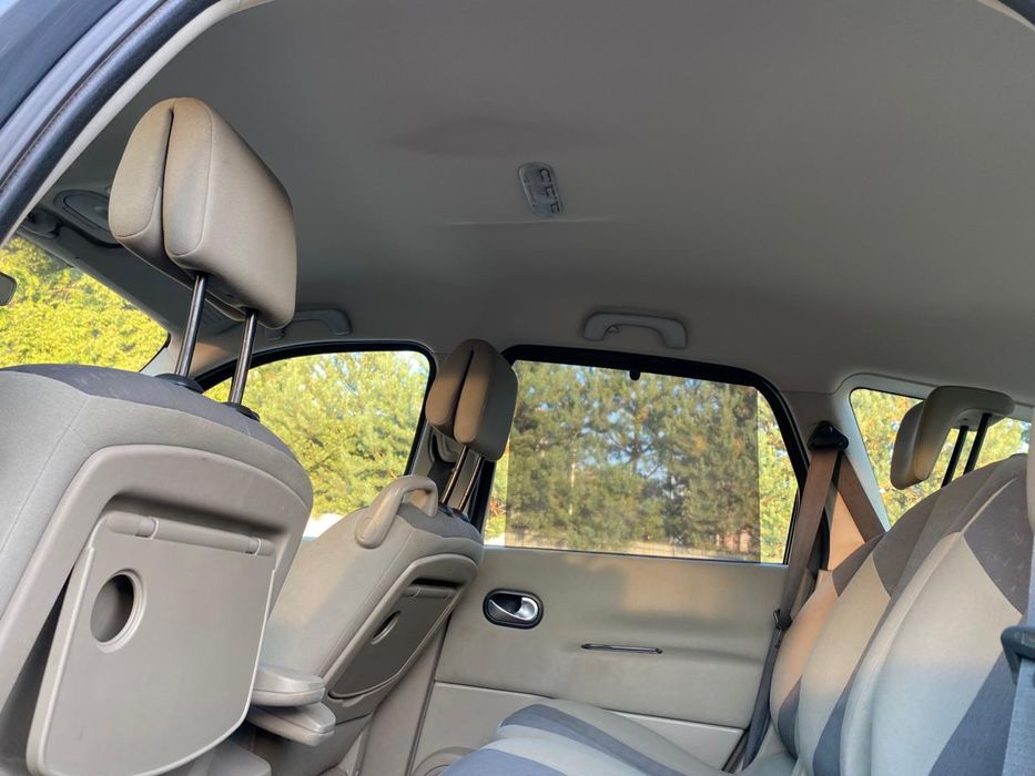 Renault Grand Scenic 2005