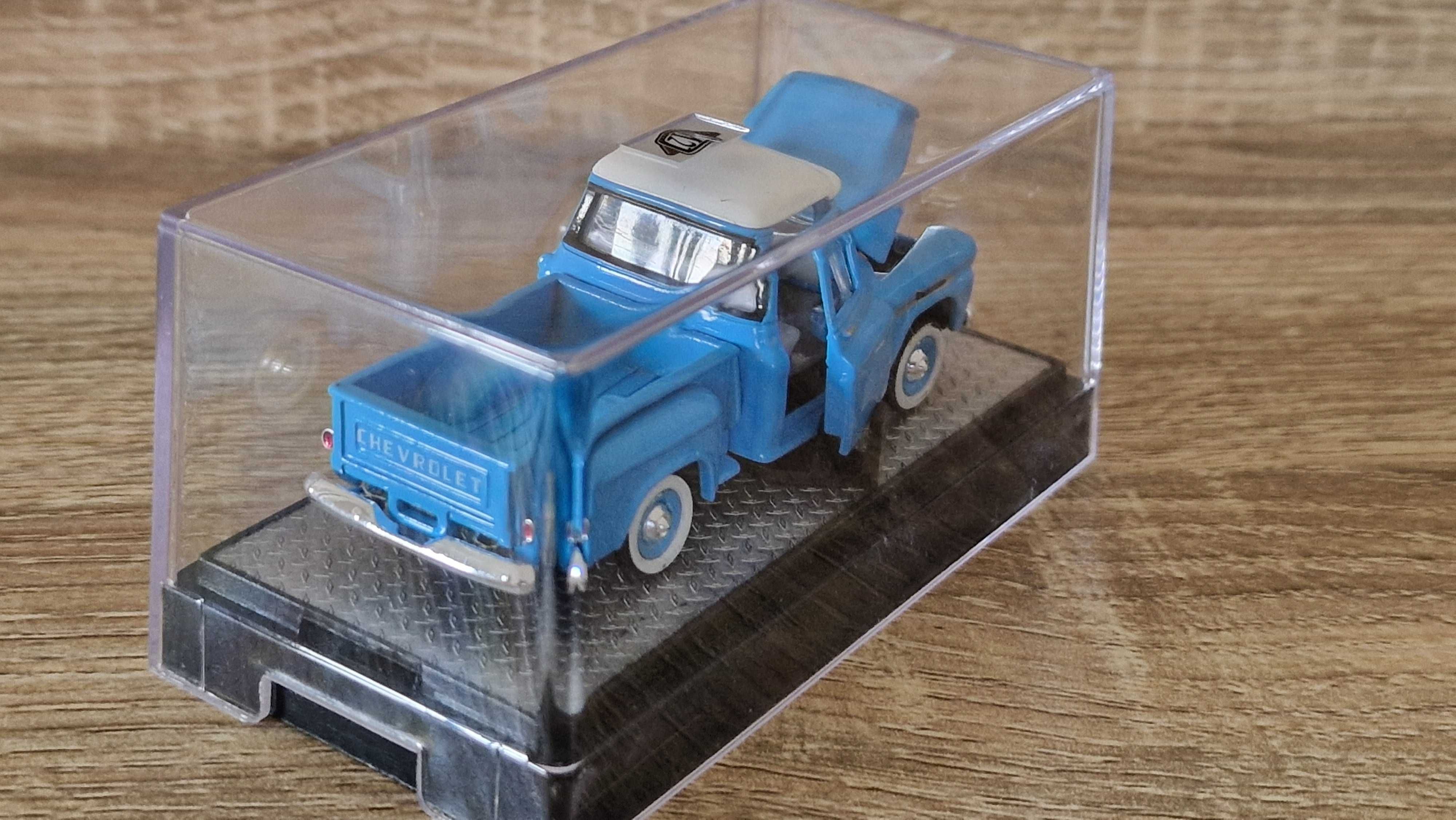 Chevrolet Apache Step Side «1958« 1:64