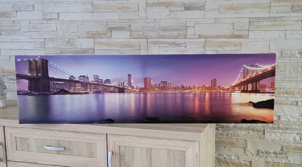 Sprzedam obraz o wymiarach 135 cm x 35 cm