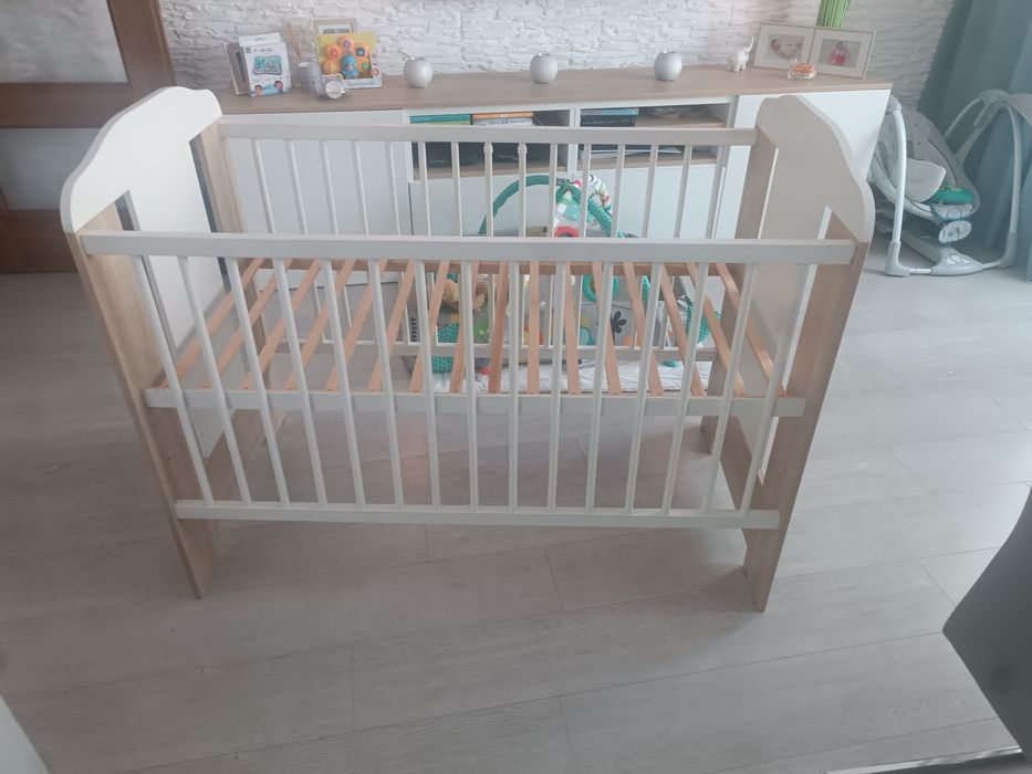 Łóżeczko dziecięce/ niemowlęce