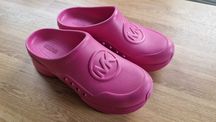 Michael Kors
Klapki Wiley Slip On 40T2WIFP1Q Różowe