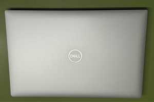Dell Precision 5540 (i9-9880h,4k Touch 100% RGB,32gb,512ssd,T2000)