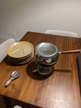 Conjunto fondue com 6 pratos