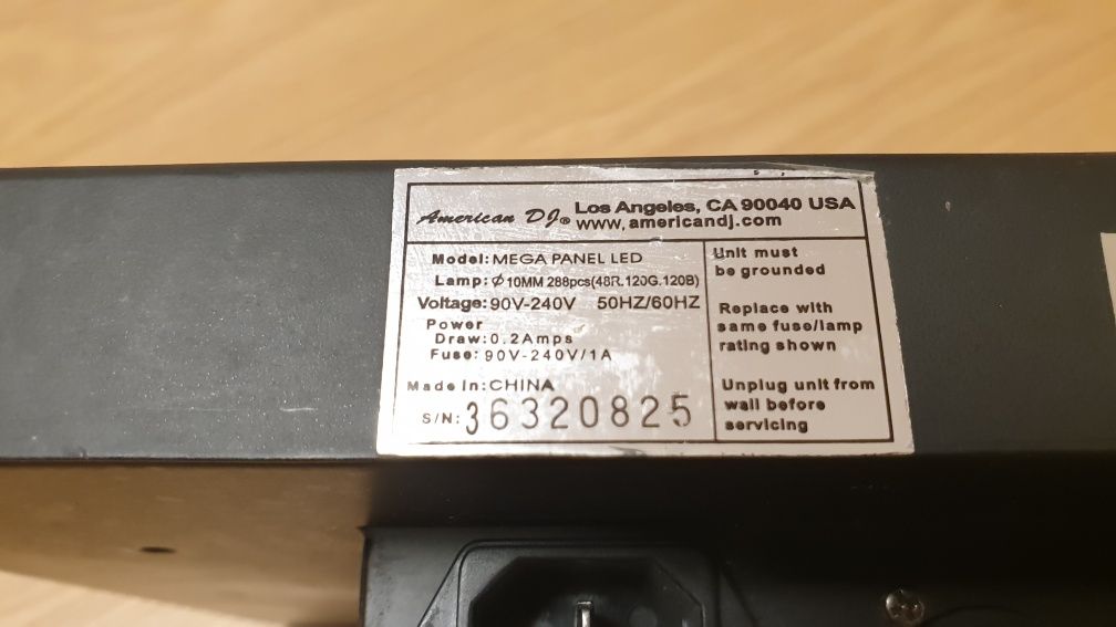 American DJ - ADJ - Mega Panel LED - RGB  - 4 sztuki (tylko komplet)
