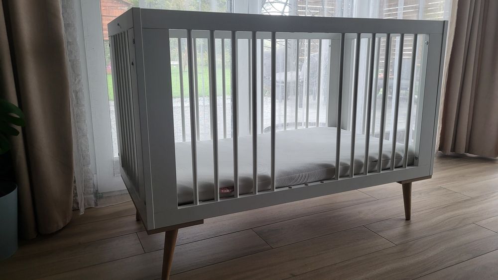 Łóżeczko 120x60 z materacykiem