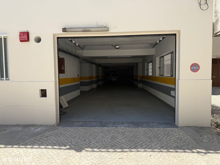 Parqueamento de motociclo