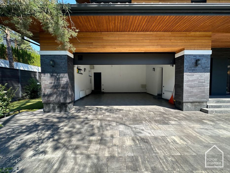 Преміальний будинок серед лісу | 490 кв.м. | 14 соток | Плюти