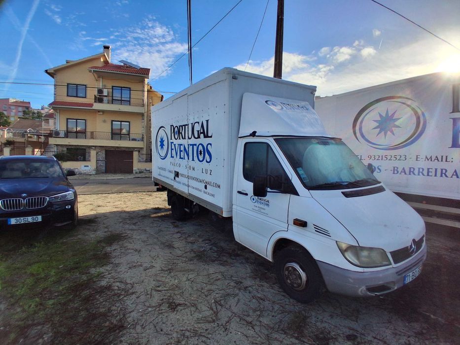 MERCEDES Sprinter 416 CDI com plantaforma elevatoria revista na marca