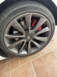 Vendo jantes com pneus para tesla